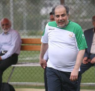 میهمانان اجلاس آپراکا در تورنمنت فوتبال جام دوستی ملت ها پا به توپ شدند