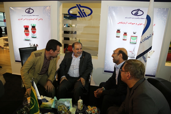 بانک کشاورزی از سیاست های موسسه رازی حمایت مالی می کند