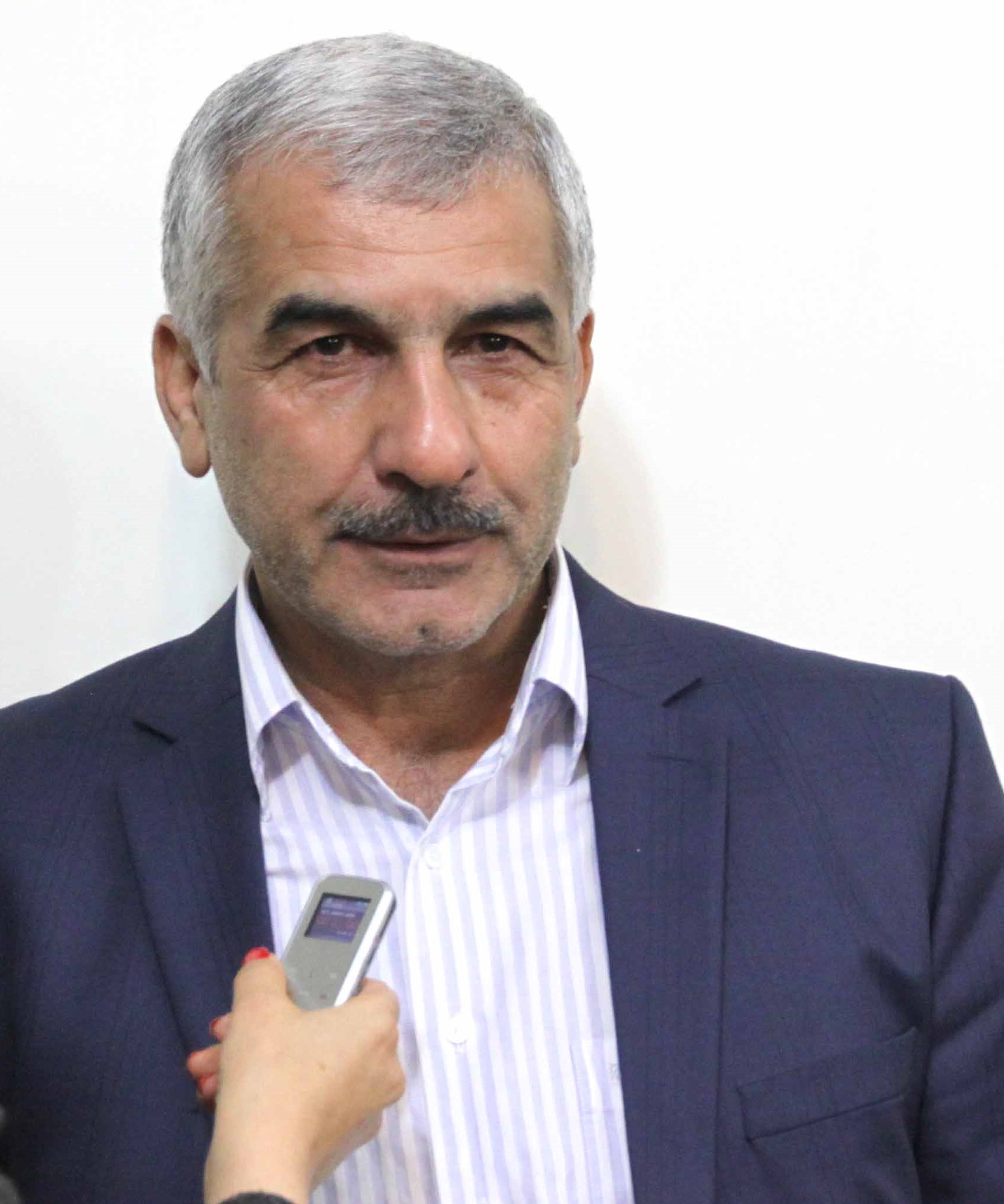 مقایسه قیمت گندم داخلی با بازارهای جهانی، نادرست است/ امنیت غذایی را به سیاست های جهانی گره نزنیم