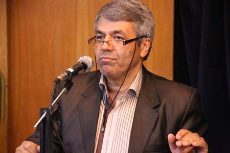 تاکید رییس دانشکده دامپزشکی دانشگاه تهران بر مصرف خوراک دام سالم/ استفاده بدون دانش از آنتی بیوتیک ها در خوراک دام باید حذف شود