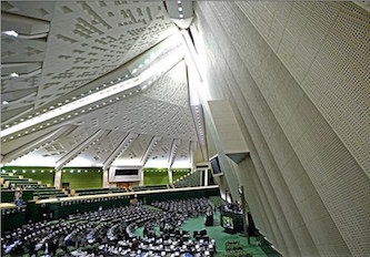 استیضاح حجتی در دستور کار مجلس