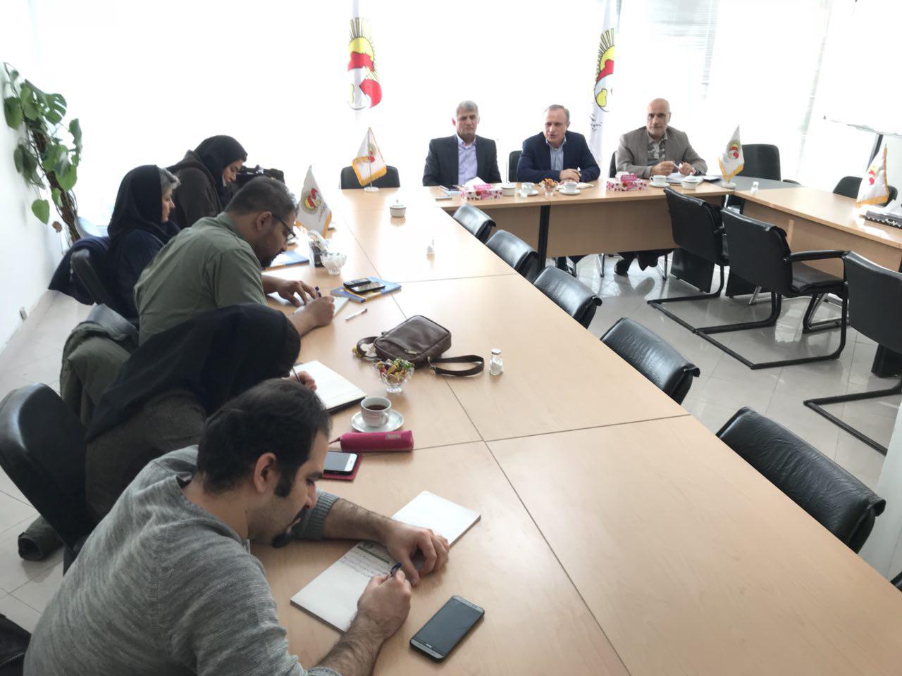 مرغداران استان های پرخطر به نمایشگاه دام و طیور تهران مراجعه نکنند/ وزارت جهاد کشاورزی به توصیه ها، واکنش سریع نشان نداد