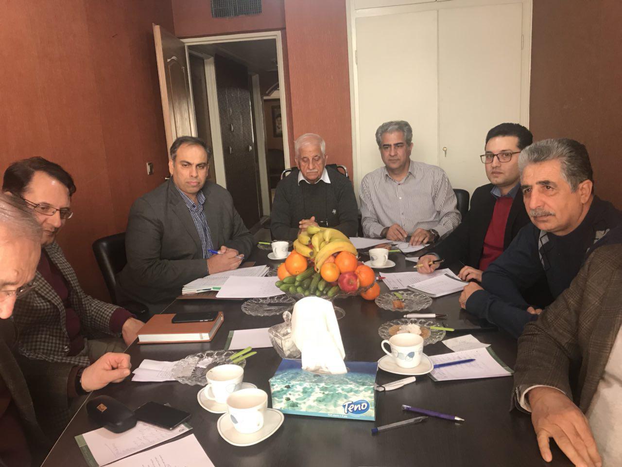 انتخابات هیات مدیره اتحادیه تعاونی های خوراک دام و طیور برگزار شد/ تمدید مدیرعاملی نیک کار در اتحادیه تعاونی های خوراک دام، طیور و آبزیان کشور