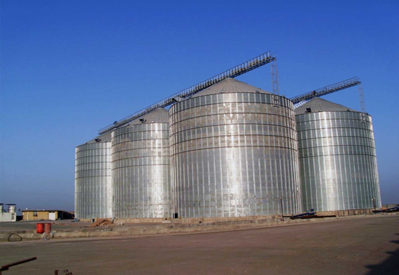 گلستان یک میلیون و ۸۰۰ هزارتن ظرفیت ذخیره گندم دارد/ حمل ریلی گندم، بزرگ ترین مزیت استان گلستان