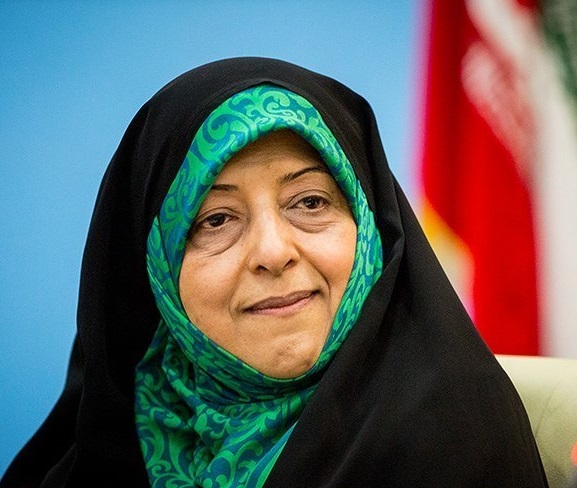 دولت زمینه‌های ارتقا و بهبود وضعیت زنان را فراهم کرده است/زنان روستایی کار با اینترنت را یاد بگیرند