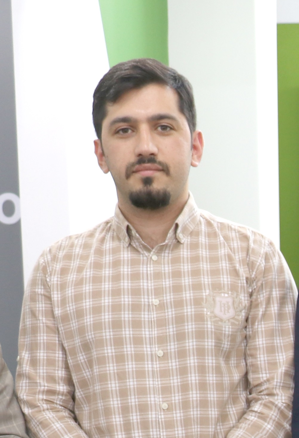 صنعت دام و طیور کشور باید خودکفا شود/کارخانجات خوراک خواسته های پرورش دهندگان را رعایت کنند