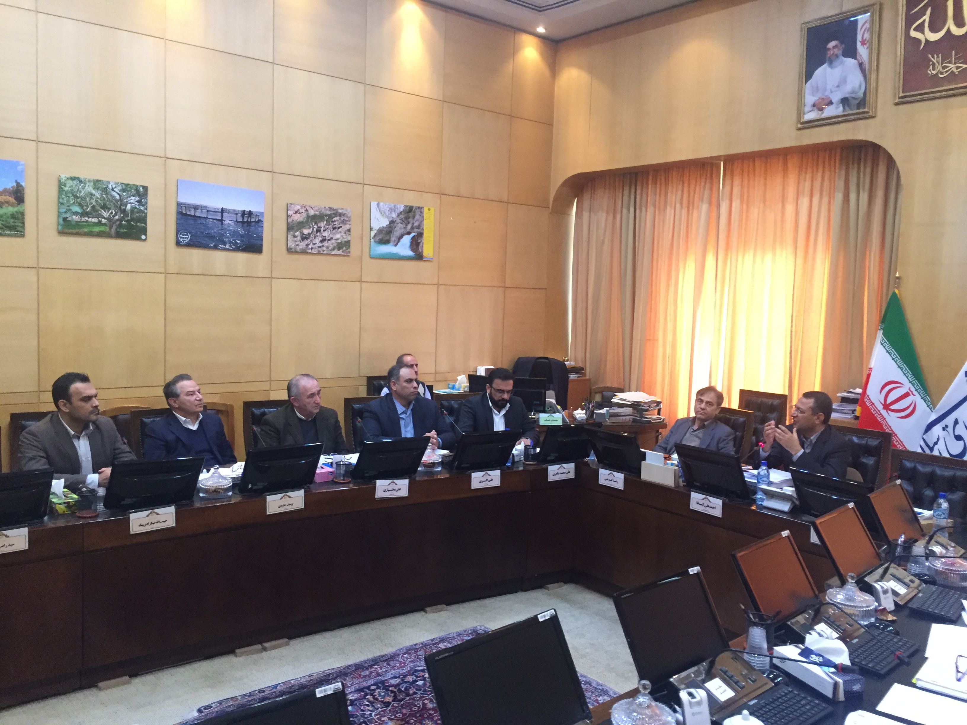 حمایت از خوراک دام آماده در دستور کار کمیسیون کشاورزی مجلس/ طرح پایلوت تخصیص نهاده به کارخانجات خوراک در ۸ استان