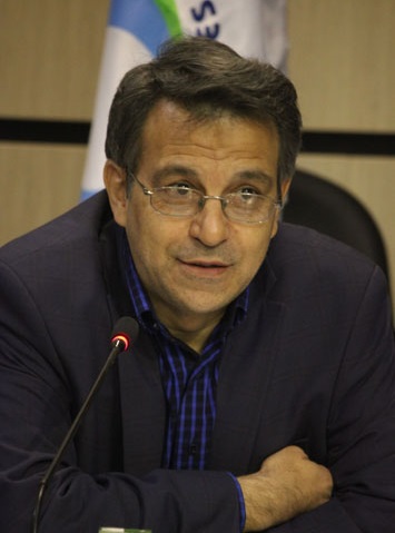 فاصله سرانه مصرف لبنیات ایران با استاندارد جهانی بیشتر شد/ اختصاص یارانه شیر به مصرف کنندگان