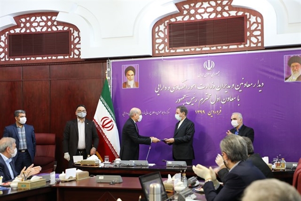 قدردانی معاون اول رئیس جمهور و وزیر اقتصاد از بانک کشاورزی برای پیشگامی در اجرای حاکمیت شرکتی