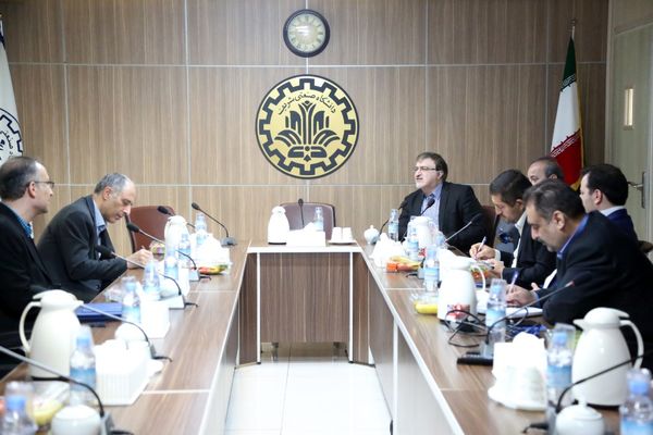 طرح پایلوت شهرک‌های استارتاپی کشاورزی در کرج کلید خورد