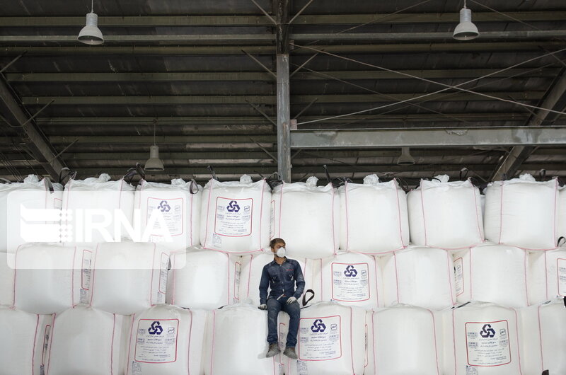 تضمین امنیت غذایی کشور با توسعه زنجیره پتروشیمی