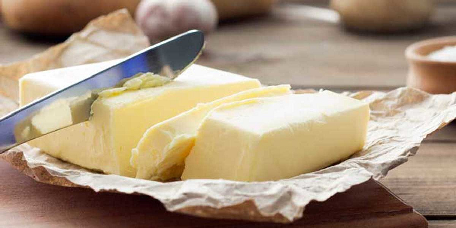 مسئولان اجازه حذف لبنیات از سفره دهک‌های محروم را ندهند/ قیمت کره حیوانی ایران نصف نرخ جهانی است