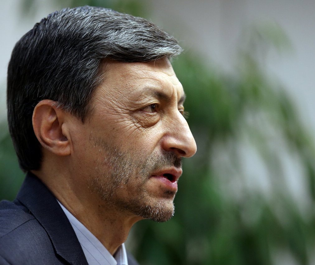 آمادگی بنیاد مستضعفان برای همکاری در تولید بذر هیبرید