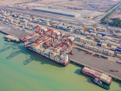 آغاز تخلیه ۳۱ هزار و ۵۰۰ تن برنج در بندر شهید رجایی/ توزیع برنج باکیفیت در اسرع وقت در سراسر کشور