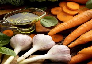 سیر و هویج روی دست کشاورزان خوزستانی مانده است