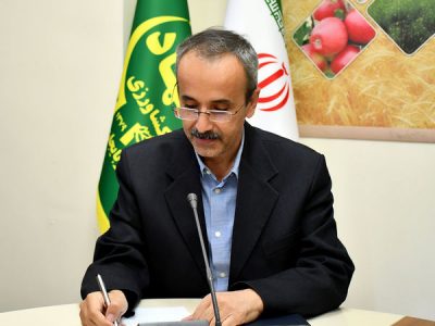 قرارداد انتقال دانش فنی تولید و تکثیر رقم گندم صدرا به بخش خصوصی