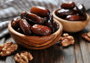 توزیع خرمای مضافتی طرح تنظیم بازار به مناسبت حلول ماه مبارک رمضان