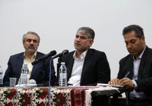 ساداتی‌نژاد خبر داد:کاهش ریزش گندم در برداشت با پرداخت تسهیلات به کمباین داران