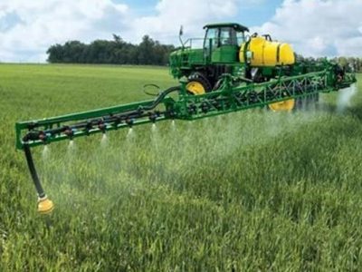 مبارزه ۳.۱ میلیون هکتاری با علف‌های هرز گندم