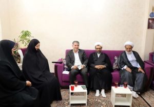 محلات نماد و پایتخت تولید گل در کشور است