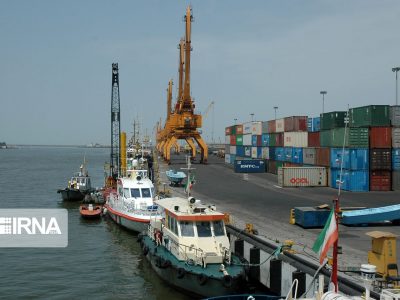 ورود دو کشتی حامل ۹۵ هزار تن گندم و روغن خام به بندر شهید رجایی