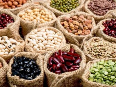 کاهش قیمت‌ها به حبوبات رسید/ لپه و عدس ۱۰ هزار تومان ارزان شد