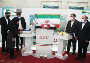 رونمایی از دو نانوکیت تشخیص آلودگی‌های نیترات، نیتریت و آمونیاک پژوهشگاه بیوتکنولوژی کشاورزی در هفته دولت