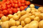 صادرات گوجه فرنگی و سیب زمینی برای تنظیم بازار داخلی مشمول عوارض شد+ سند