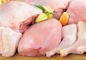 اصلاح قیمت گوشت مرغ برای استمرار تولید امری اجتناب‌ناپذیر است/ افزایش ۴۵ درصدی جوجه ریزی