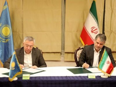 امضای تفاهم نامه همکاری میان وزارت جهاد کشاورزی و وزیر تجارت قزاقستان