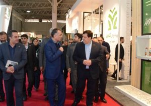 سرعت و دقت در ارائه خدمات متناسب با نیاز مشتری