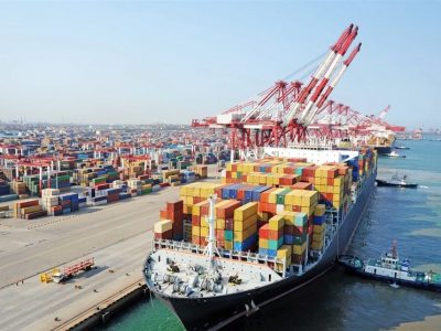 مقصر رسوب ۸ میلیون تن کالای اساسی و واسطهای در بنادر و گمرکات کیست؟