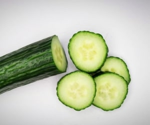 قیمت خیار ۲۰ درصد افزایش و پیاز ۲۰ درصد کاهش یافت+جدول