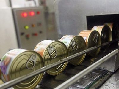 قیمت مصرف کننده، براساس قیمت تمام شده کالا و متناسب با قدرت خرید مردم تعیین می شود