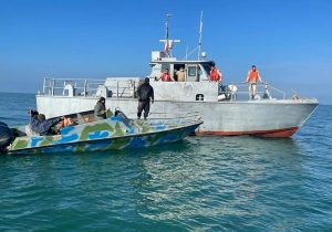 حضور قدرتمند یگان حفاظت سازمان شیلات ایران در دریا