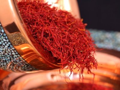 توسعه کشت زعفران اقتصاد مقاومتی را تقویت می‌کند