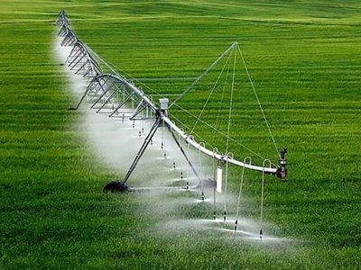 بازدید وزیر جهاد کشاورزی از طرح یکپارچه‌سازی آبیاری در روستای گزنهله