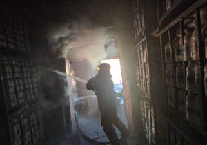 آتش سوزی در کارخانه لبنیات پاک، چند نفر مصدوم شدند؟